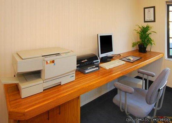 Days Inn & Suites By Wyndham Logan Facilities photo